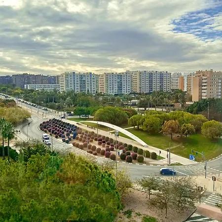Amplio Y Luminoso En Urbanizacion Con Piscina Y Garaje Privado Apartment Alicante