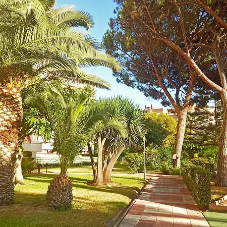Amplio Y Luminoso En Urbanizacion Con Piscina Y Garaje Privado Apartment